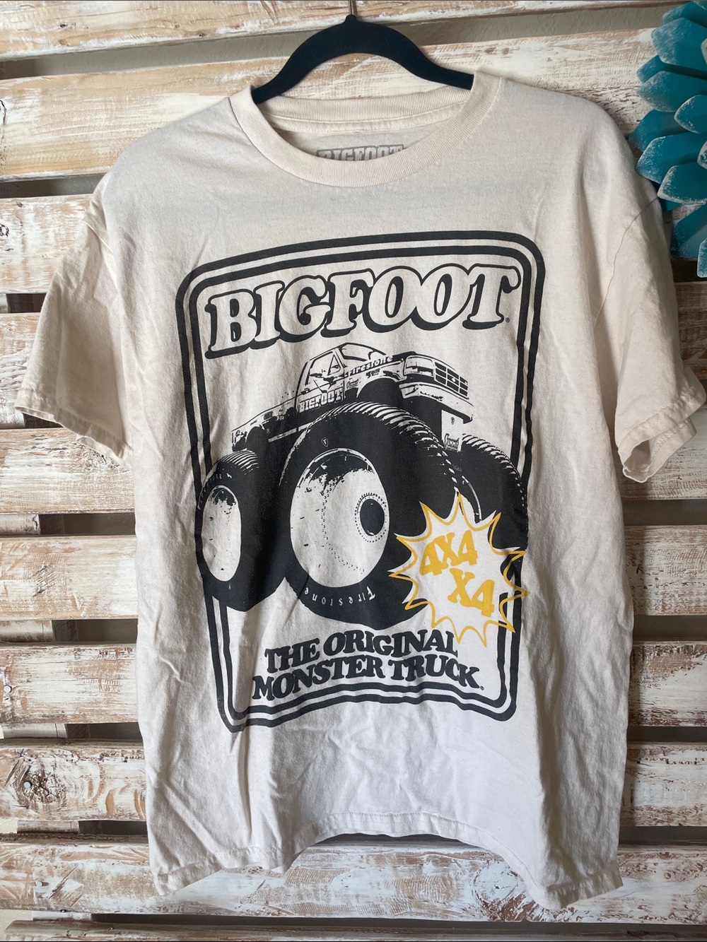 Bigfoot Monster Truck Graphic Tee - White with Black & Yellow Print Size Large